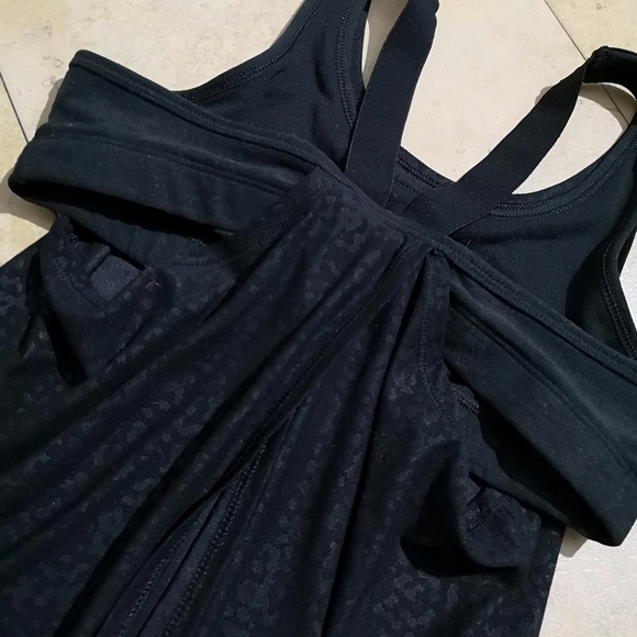 Girls Athletic Top! - Picture 5 of 13